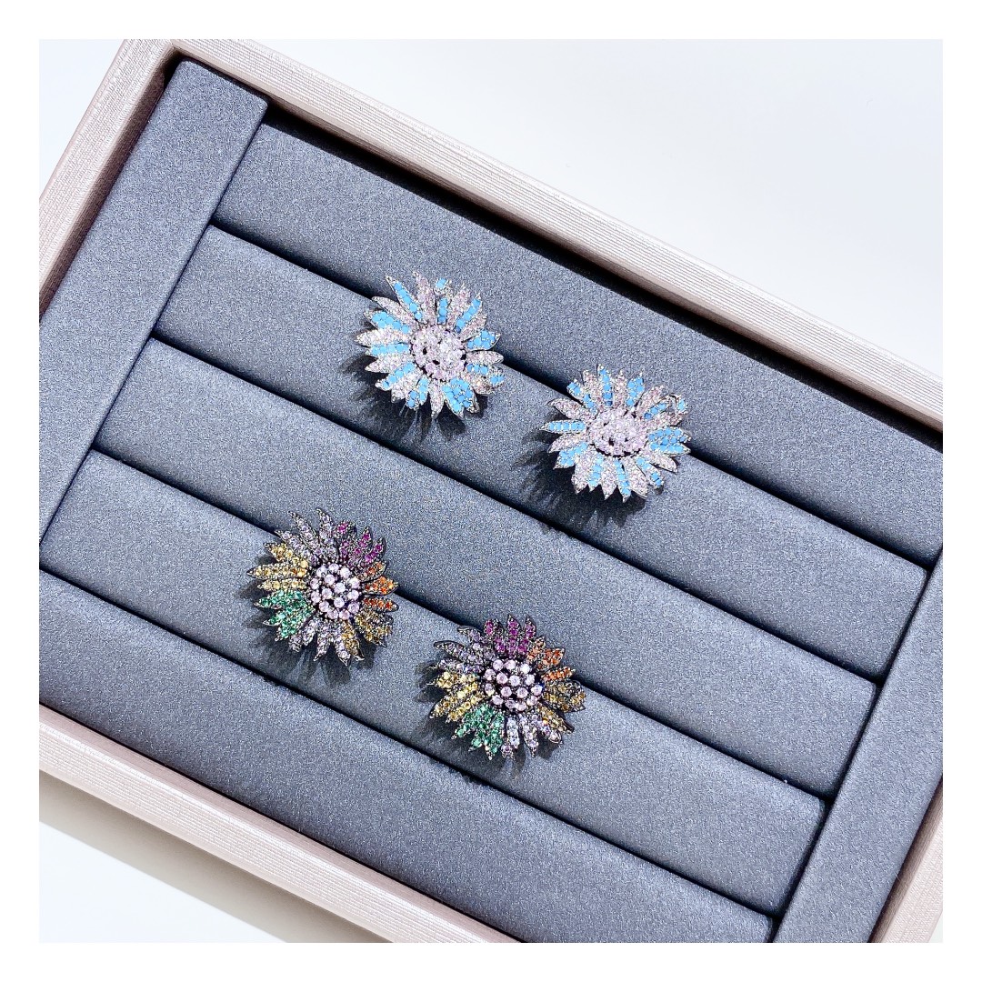 9019-158 Sun Flower Earring