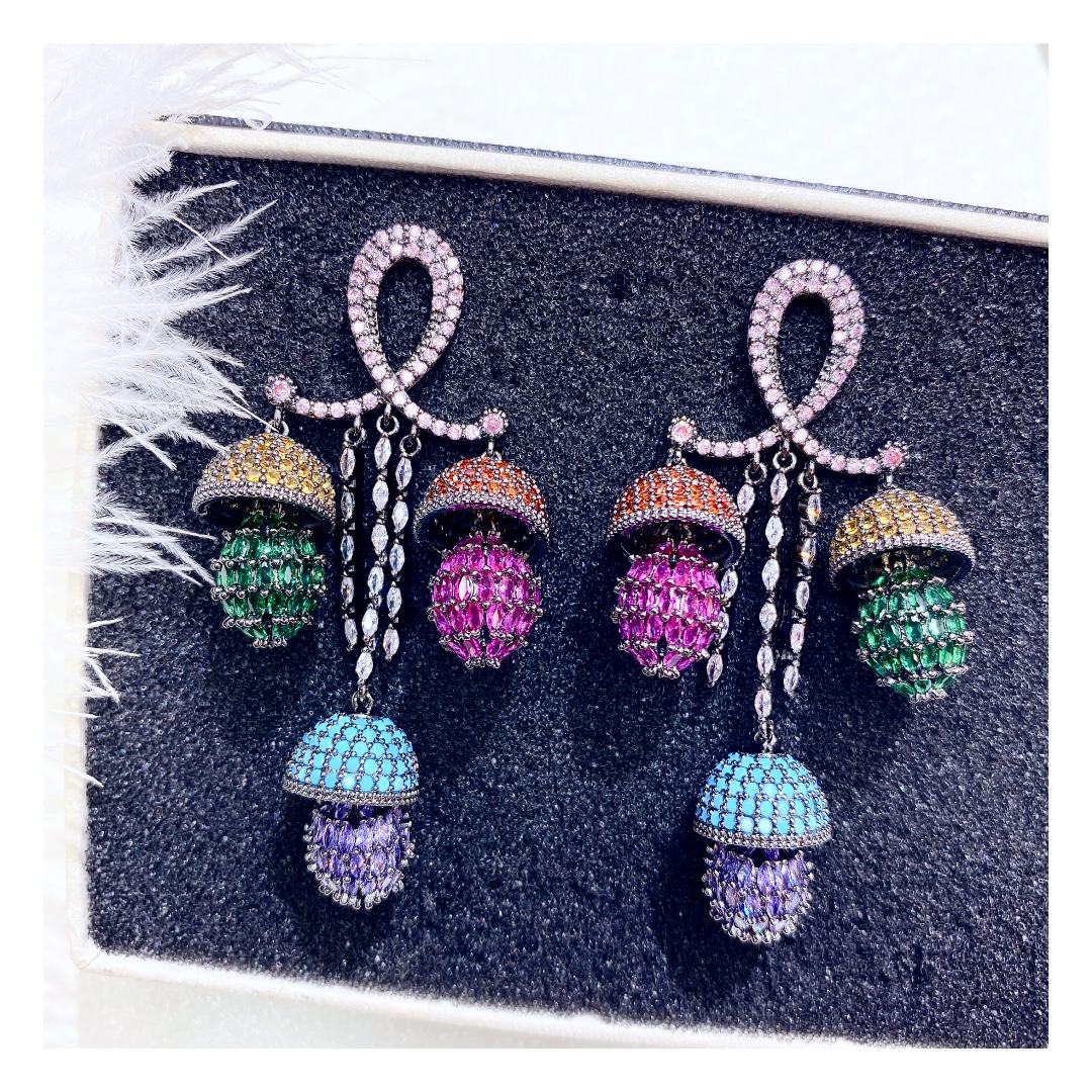 9142-408 Latest  Fashion Earring 